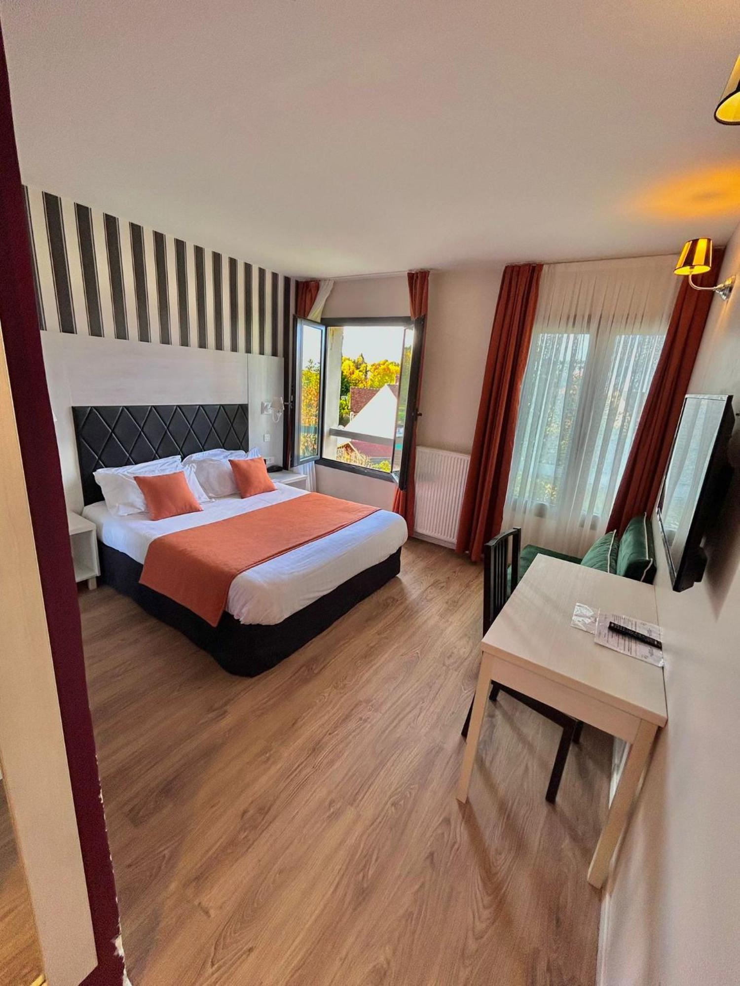 Thoiry Etoile Lodge Kültér fotó